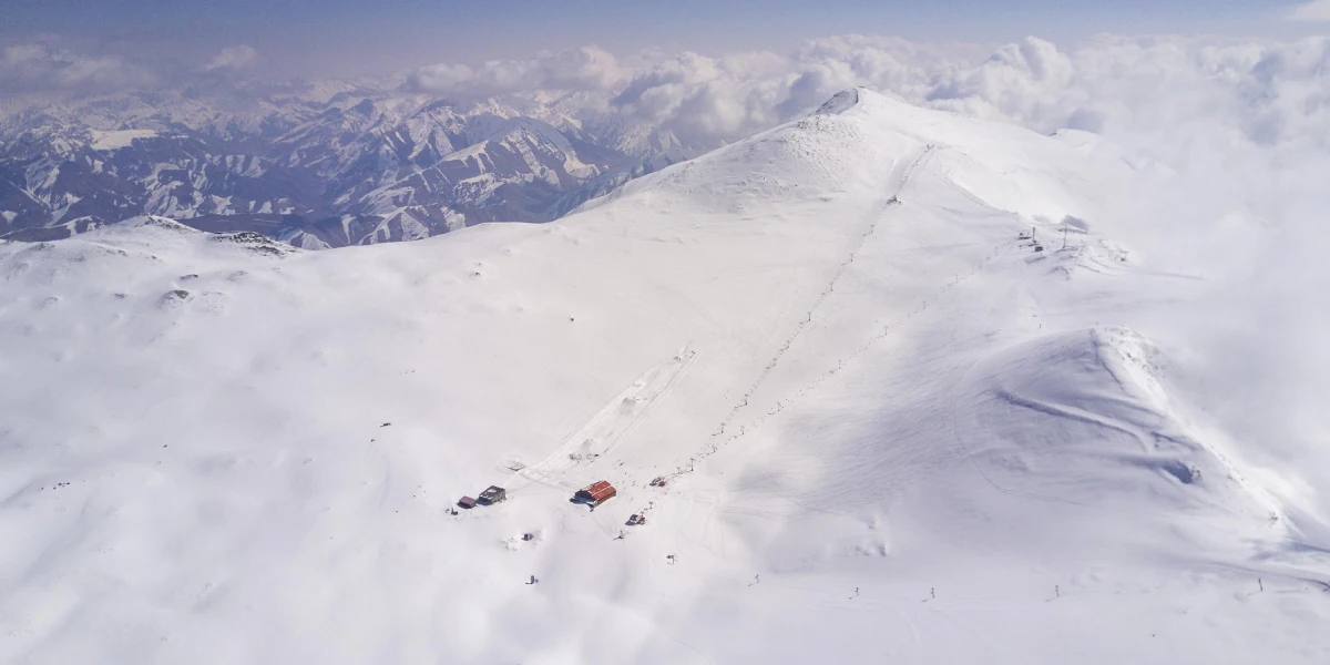 Tochal Free Ride - Backcountry skiing