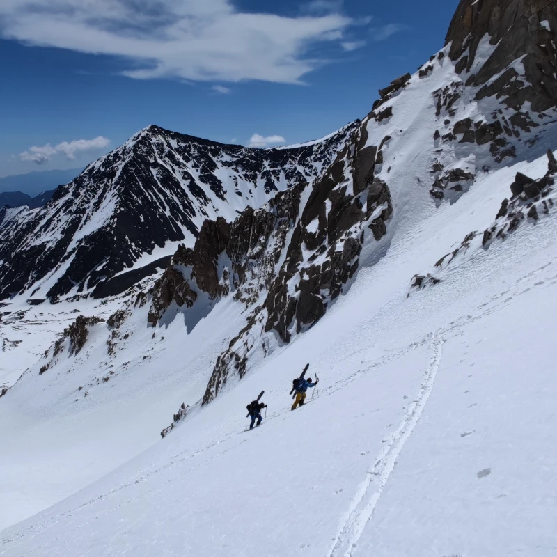 alam kuh ski touring